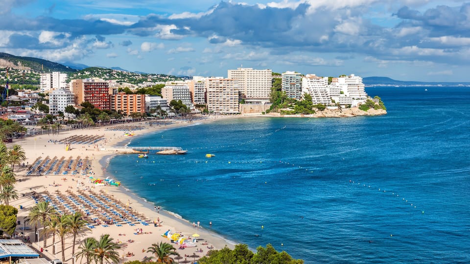Magaluf Beach and Bay, Calvia, Mallorca, Balearics, Spain