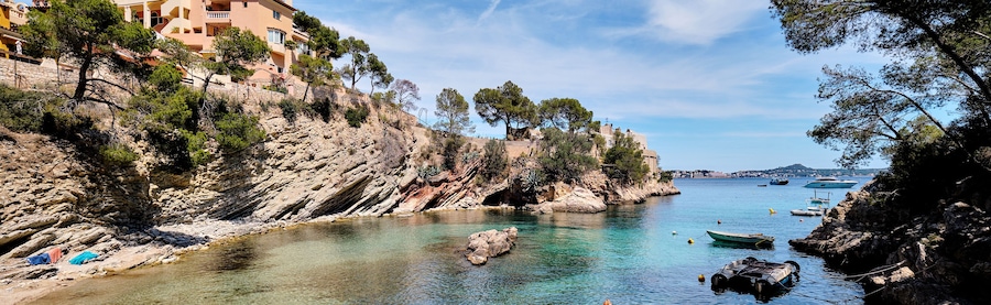 Picturesque beach Calo de ses Llises panoramic image, Calvia, Mallorca Island, Baleares, Spain