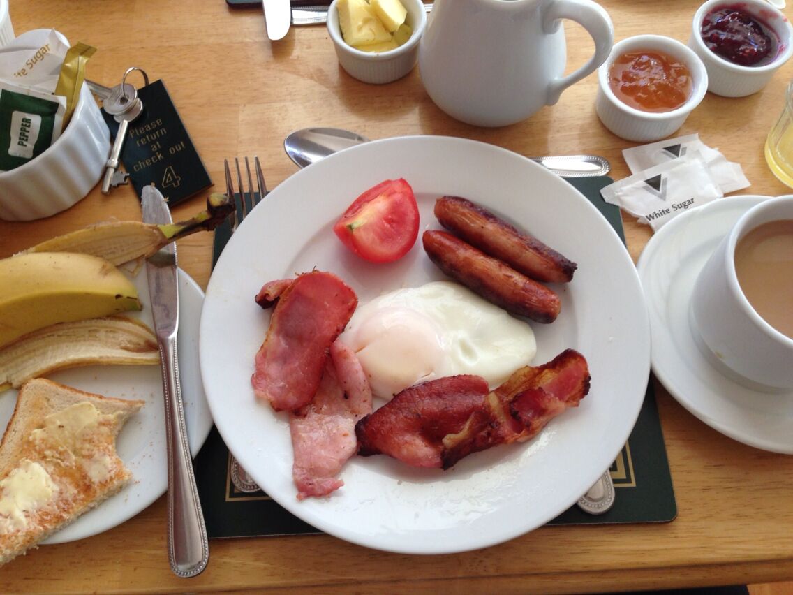 #TroveOn Sunnybank B&B in Killarney was my favorite bed and breakfast from our Ireland trip! Brendan, the owner, was so kind and helpful. The perfect host! Traditional Irish breakfast was always great as well (and can be seen here). 
