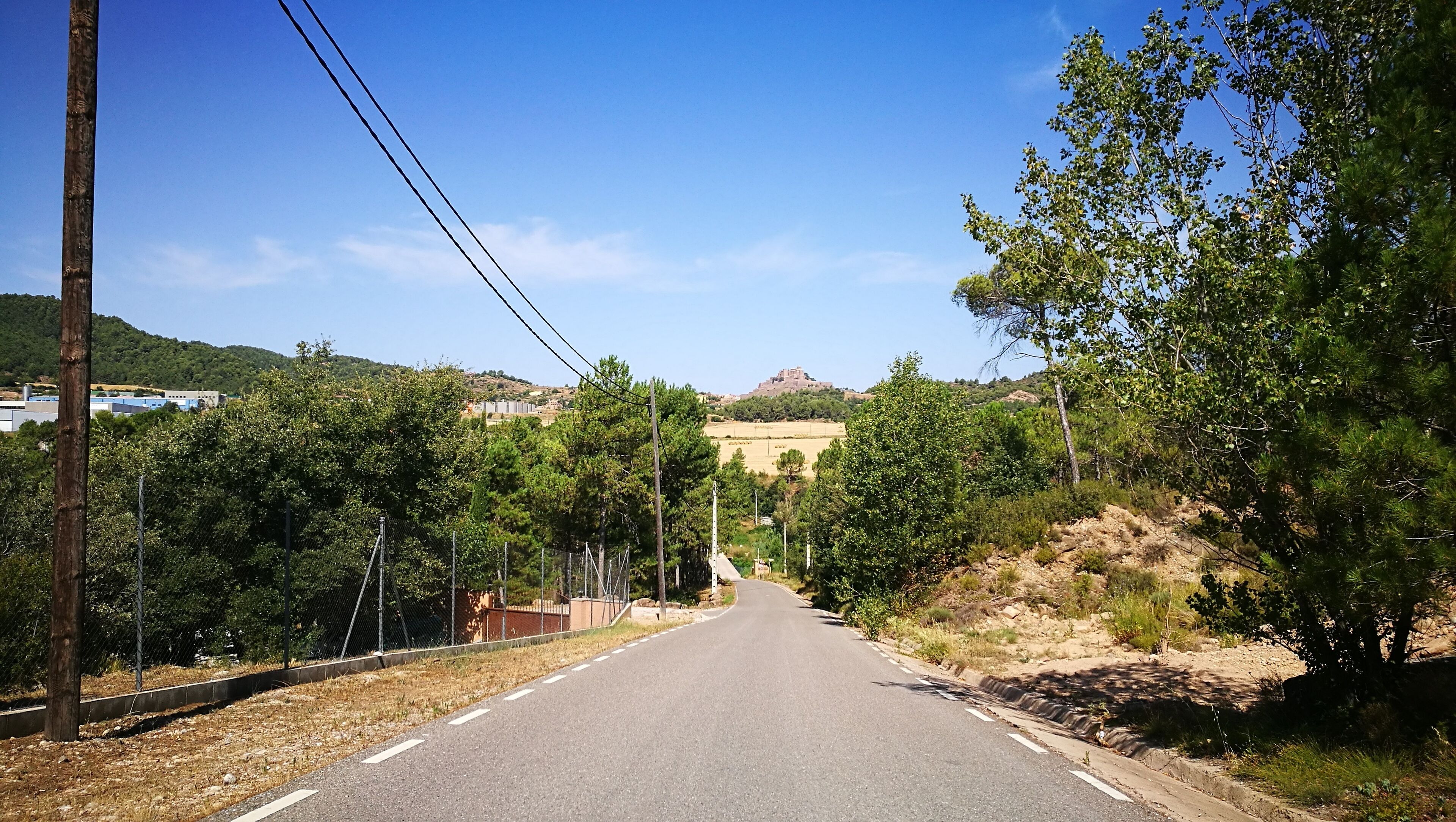castell se Cardona i polígon de la Cort des de la carretera de Valldeperes