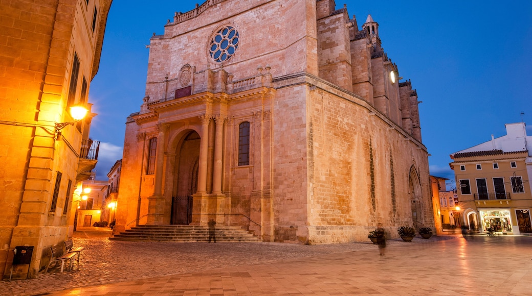 休塔德利亞德梅諾爾卡