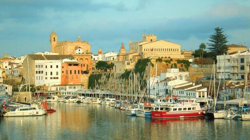 Isla de Menorca - Vista del puerto de Ciutadella desde la Estación Marítima