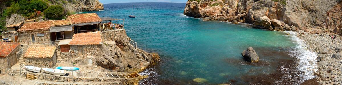 cala de deia panorama