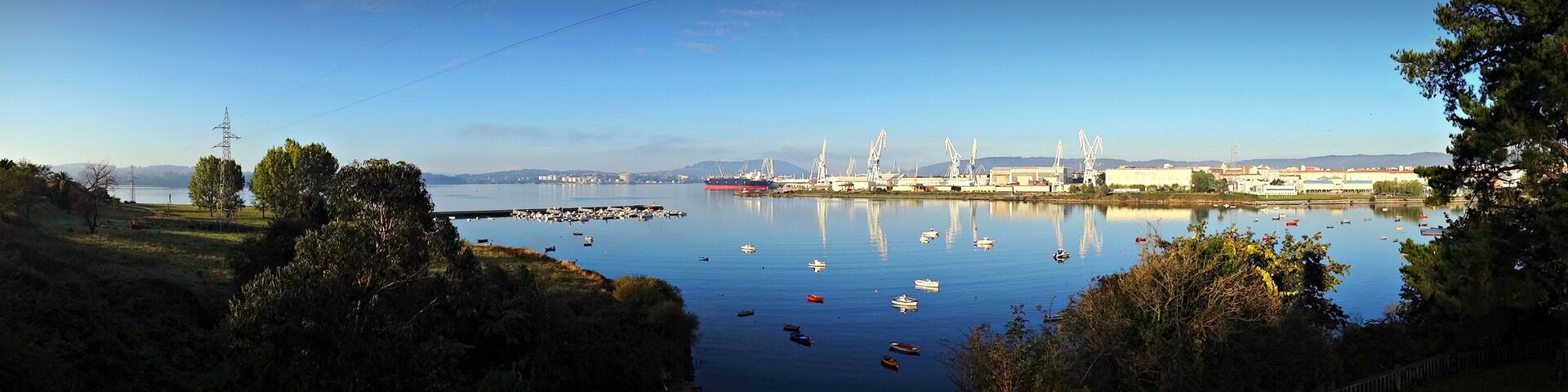 RĂa de Ferrol desde el Parque Camilo Alonso Vega