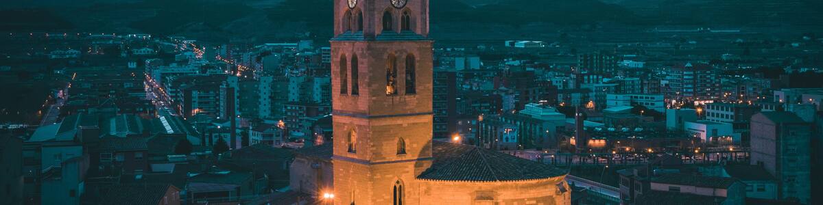 Vista de Fraga en Huesca al atardecer
