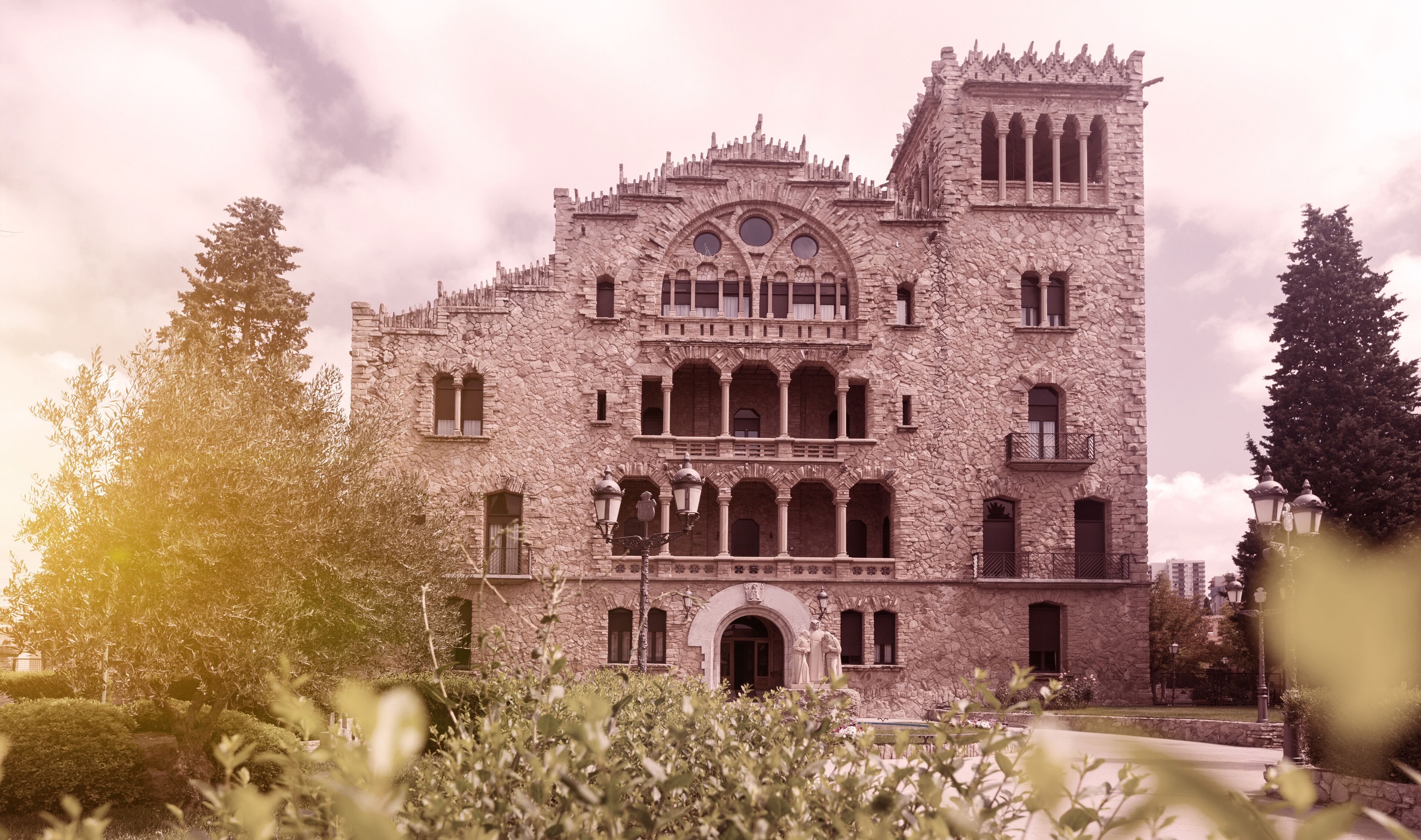 Asilo del Santo Cristo, Igualada
