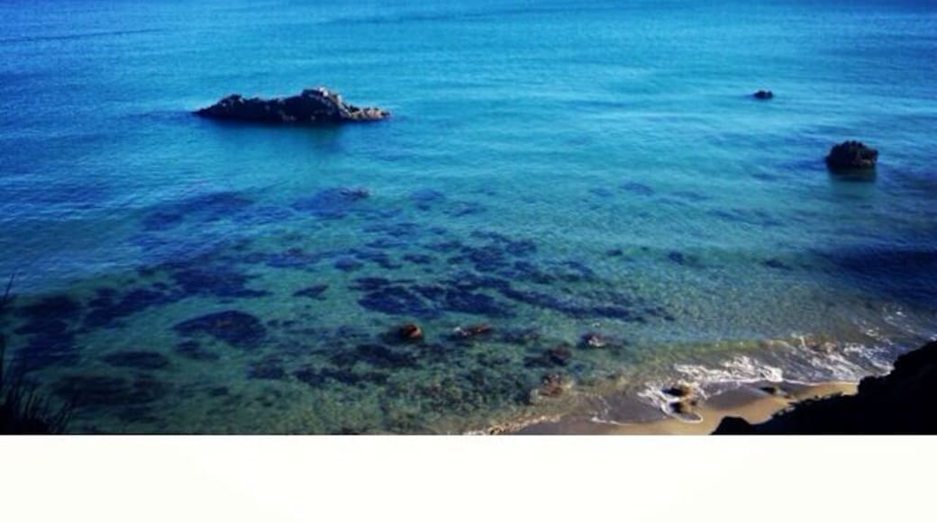 Great view from a hiking trail near hotel Indalo at the end of the beach! Hardly anyone on the trail when we went last Saturday.