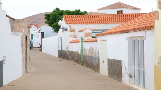 Pajara which includes a small town or village