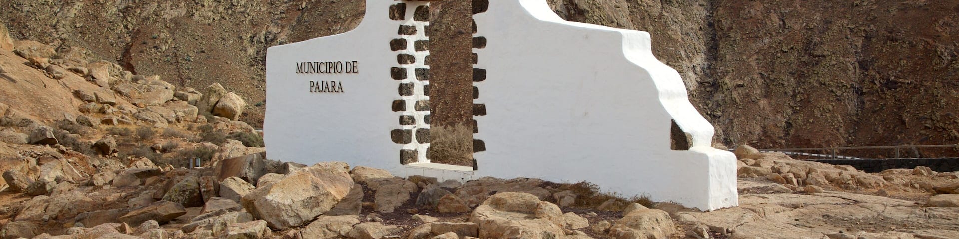 Pajara showing signage