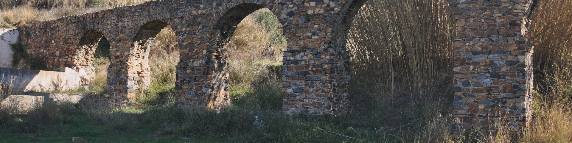 This is a photo of a monument indexed in the Spanish heritage register of Bienes de Interés Cultural under the reference ipa-434.
