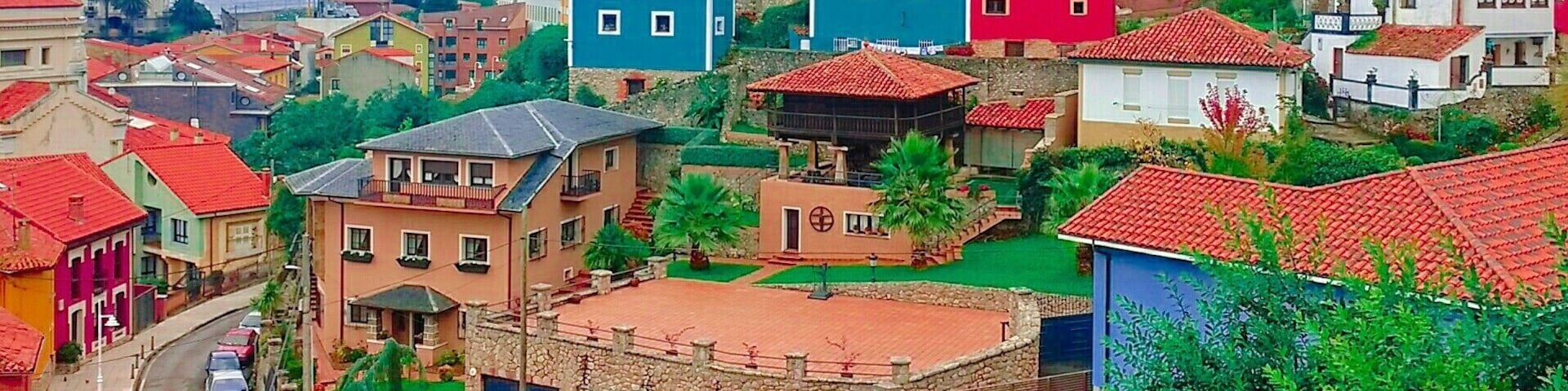 Colourful Asturian houses 🏡