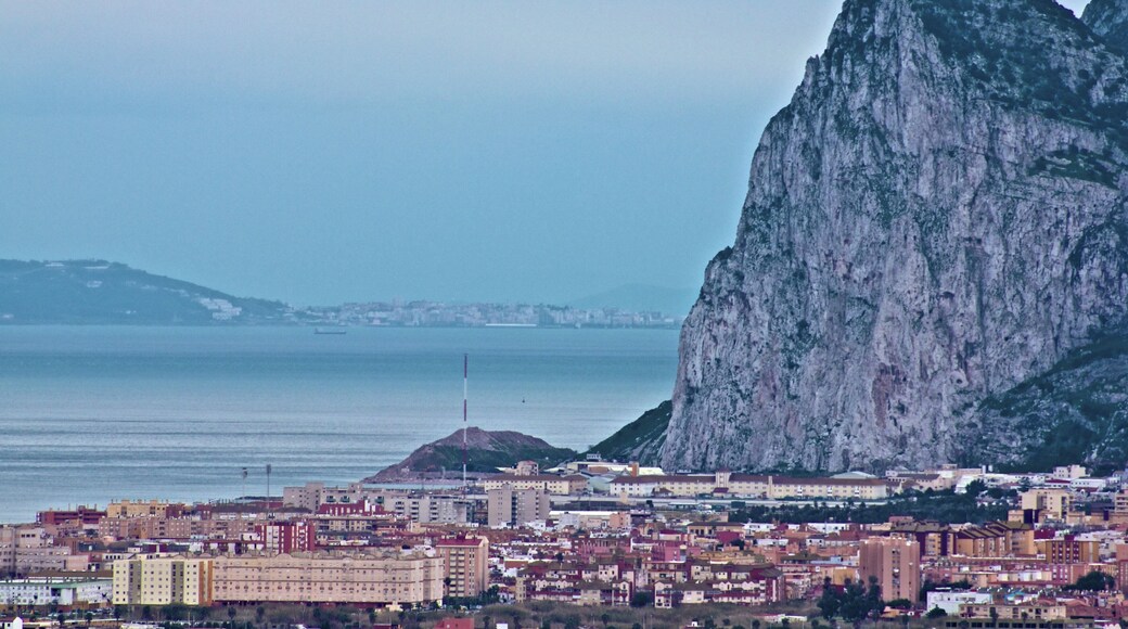 La Linea, Gibraltar y Ceuta