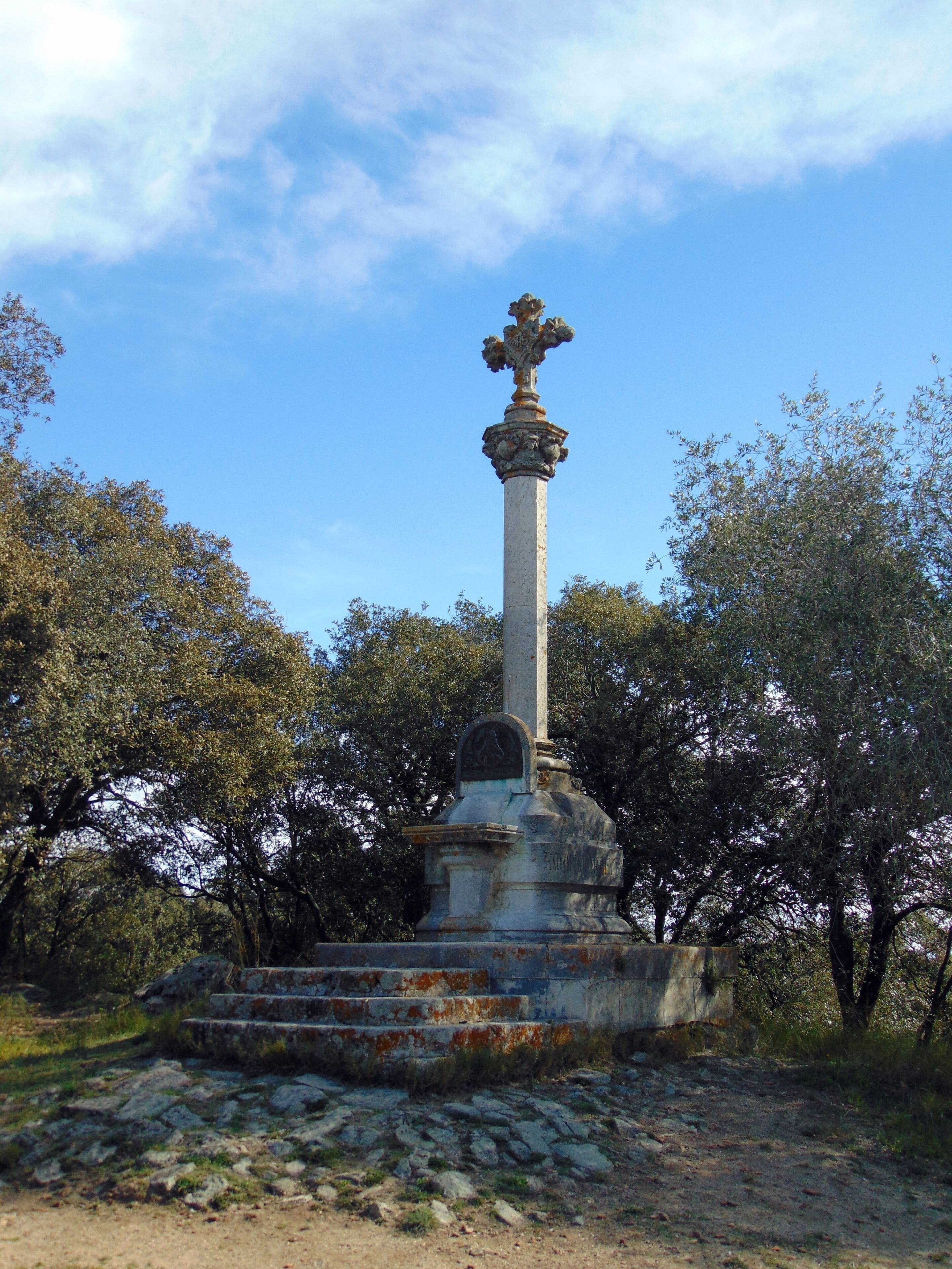 Creu commemorativa (Santa Cristina d'Aro) This is a photo of a building indexed in the Catalan heritage register as Bé Cultural d'Interès Local (BCIL) under the reference IPA-7417.