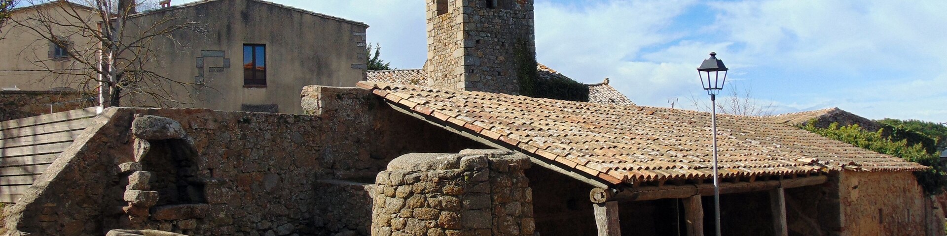 Església de Sant Martà de Romanyà (Santa Cristina d'Aro) This is a photo of a building indexed in the Catalan heritage register as Bé Cultural d'InterÚs Local (BCIL) under the reference IPA-7369.