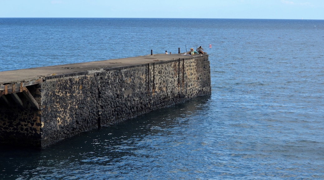Colección Valleseco by Ángel Suárez -elduendesuarez Conjunto de Muelles, Almacenes, Varaderos y Puente del Barranco y Playa de Valleseco_UNIQ6f174ce7f4d10d32-ref-000001D7-QINU_