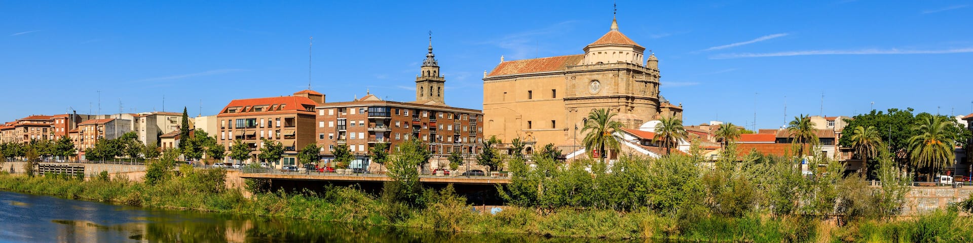 The Tajo River as it passes through Talavera de la Reina, Toledo, Spain