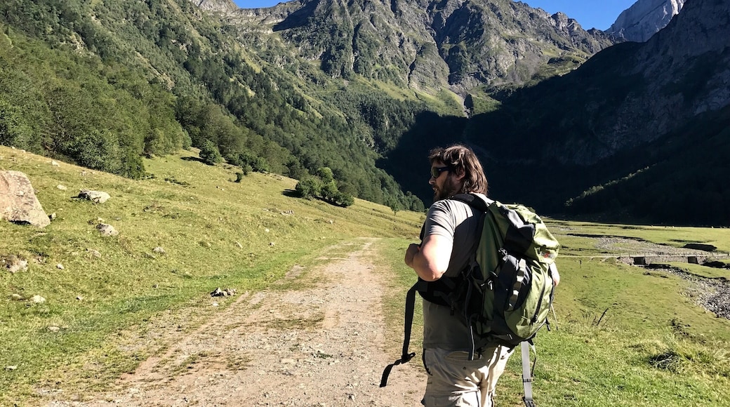 Perfect weather for a trek in The Pyrénées !