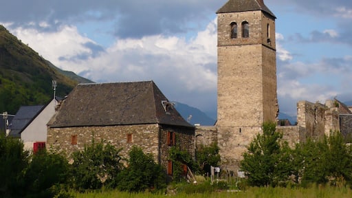 Campanar de l'església de sant Sernilh, Betren, Val d'Aran Data foto: agost 2009