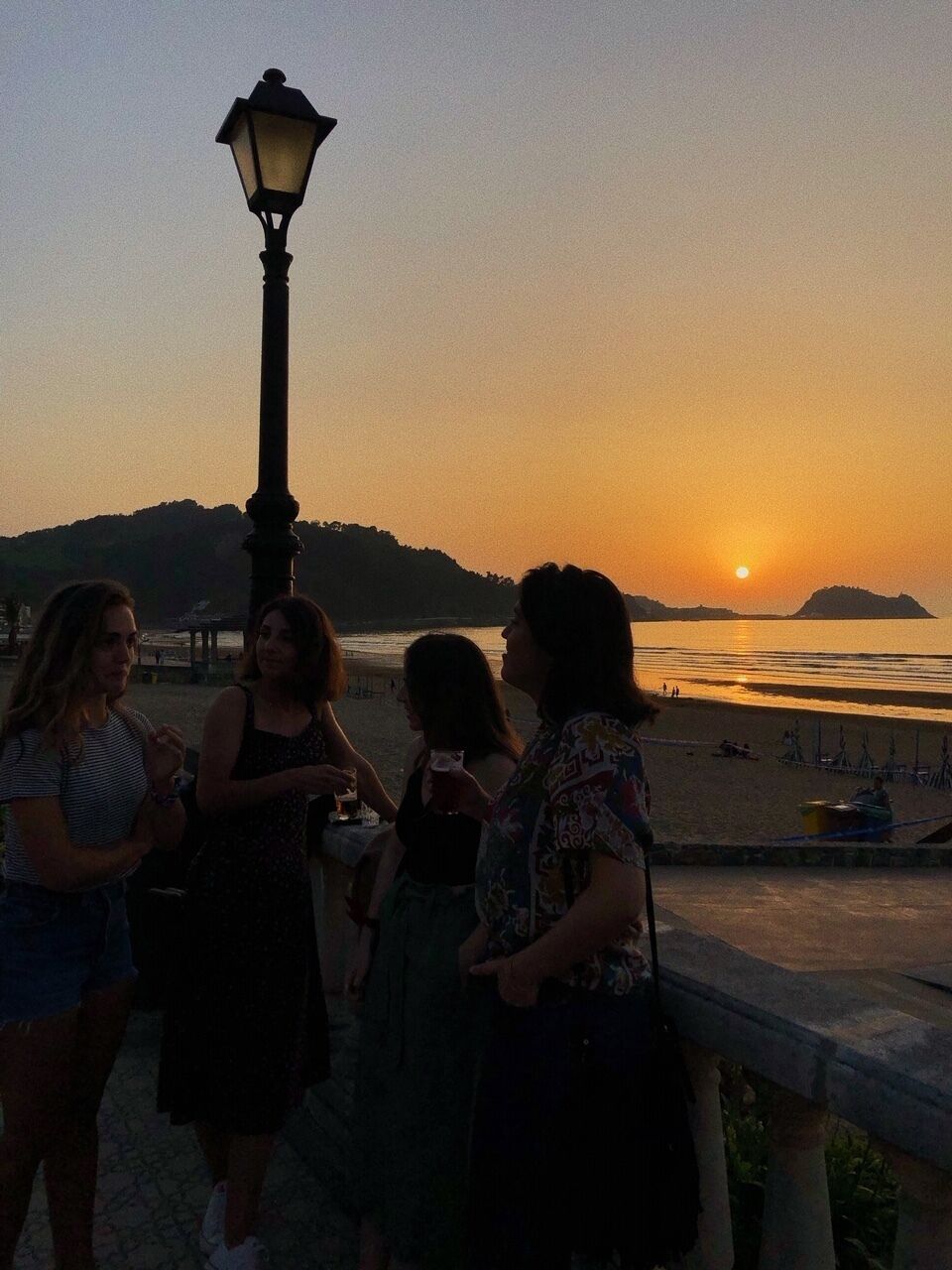 To be surrounded by friends with a glass of cold beer in your hands and with this spectacular sunset... this is priceless. #LifeAtExpedia #nofilters