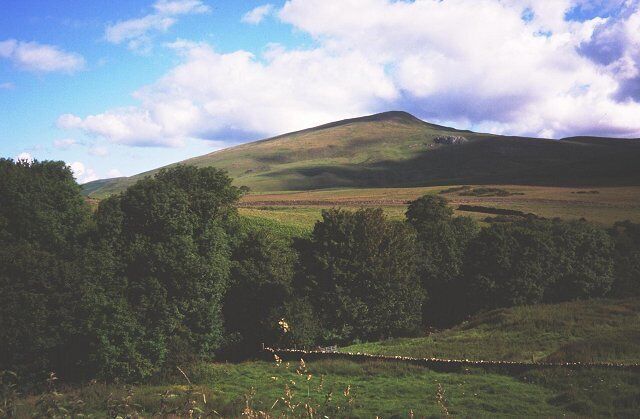 Hilton. Looking across farmland towards Murton Pike