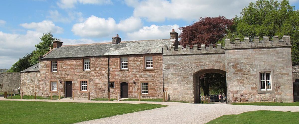 Appleby Castle: inner gateway. Viewed from inside the bailey. The building to the left is the former laundry house, now converted to holiday cottages.