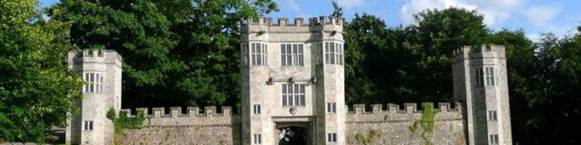 Shute Gatehouse The Gatehouse to Shute Barton