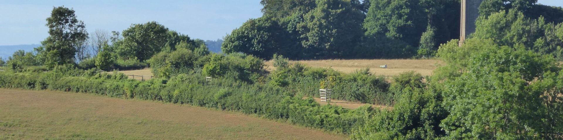 The Somerset Monument in its landscape context as seen from a position to the south of the monument.
