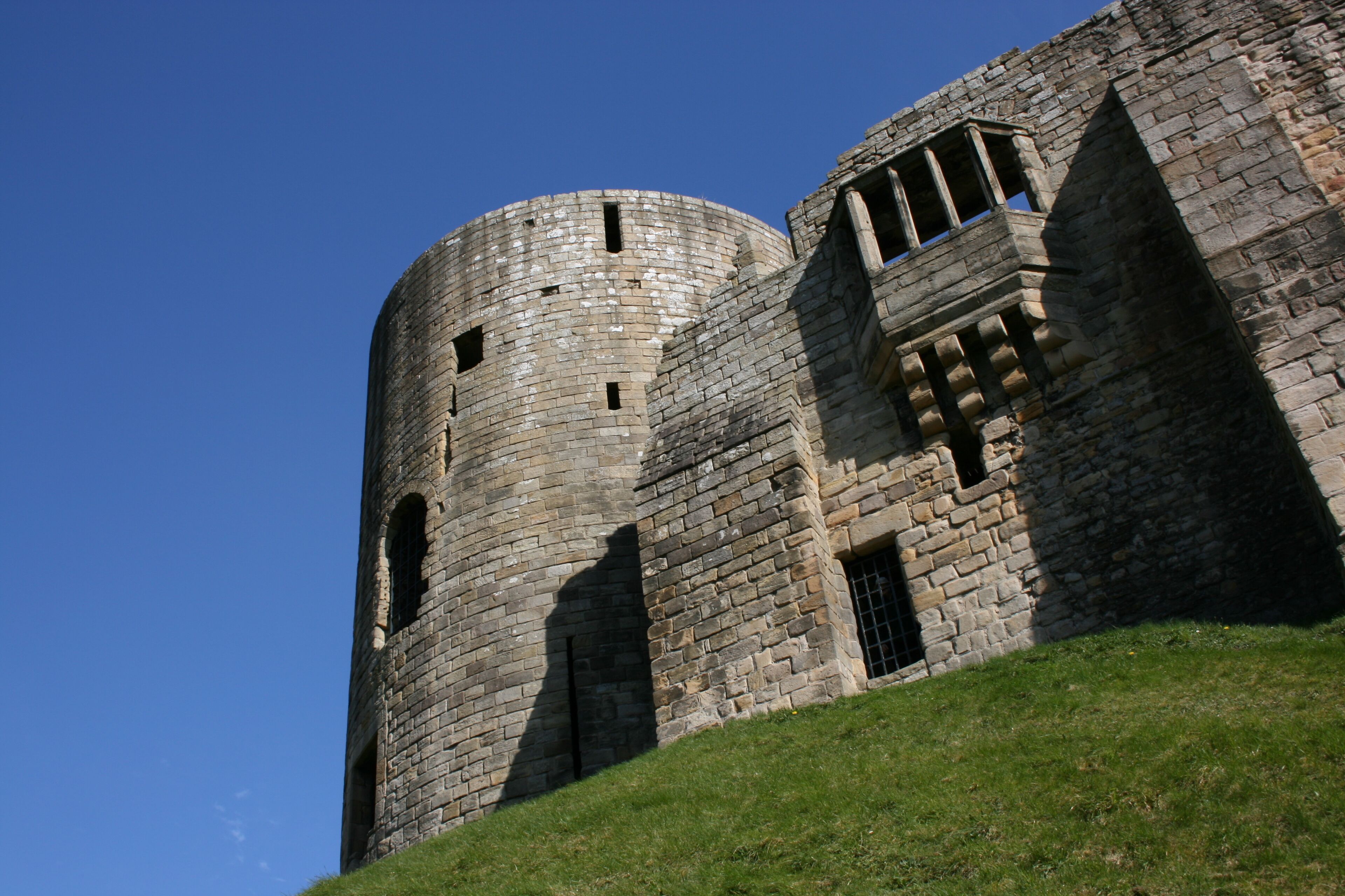 Barnard Castle's round tower