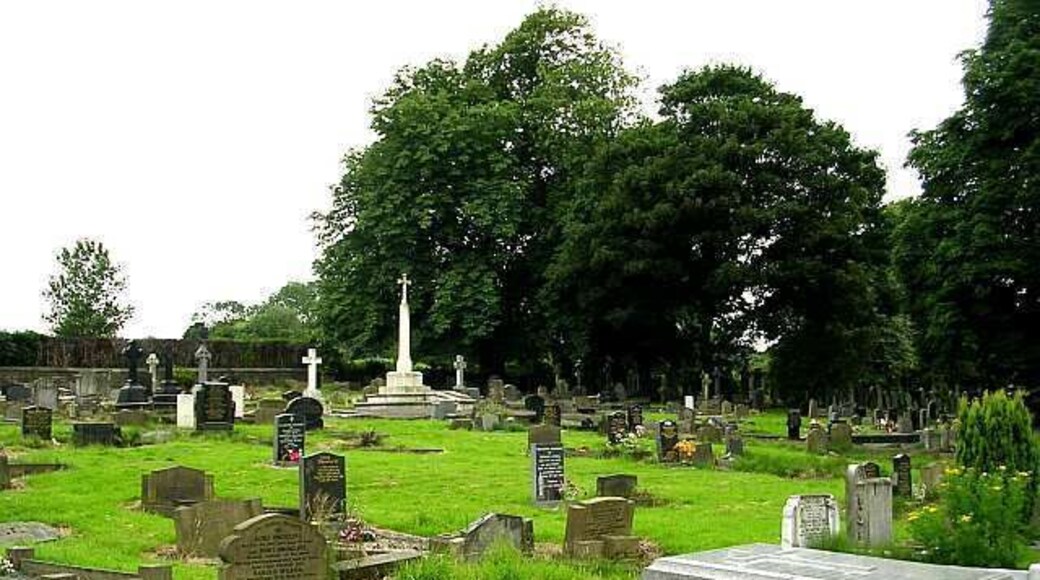 St Peter's Burial Ground - Kirkgate, Birstall