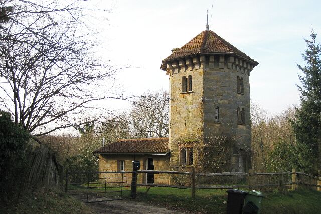 Tower House, Penhurst Hill, Penhurst, East Sussex Ornamental octagonal tower, dated 1836. Grade II listed http://www.imagesofengland.org.uk/details/default.aspx?id=412715