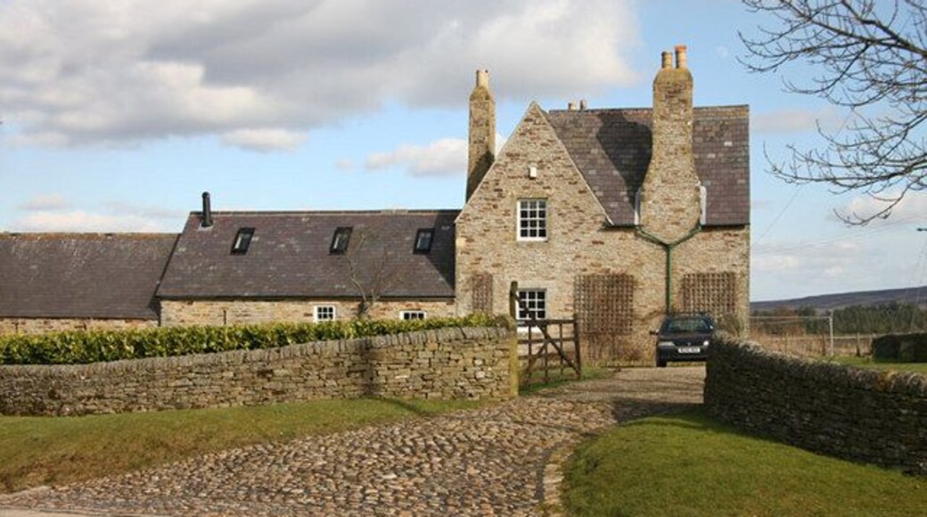 House in Hunstanworth With a cobbled drive.