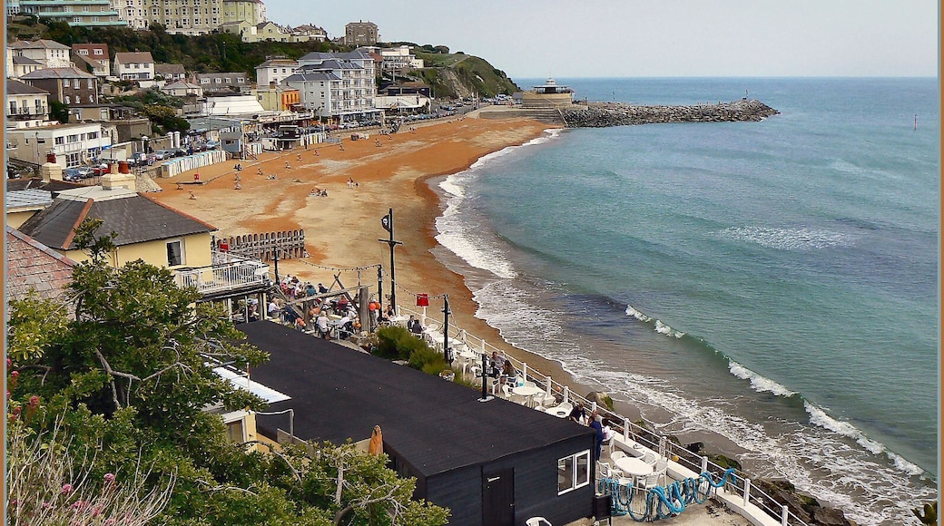 Looking down on The Spyglass Public House and across Ventnor Bay. This shot was taken climbing up the notorious Zig-Zag road.