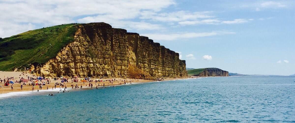 Wow! What a fabulous place. I could of stayed here for hours.
Be wary of the cliffs, landslides are common here.