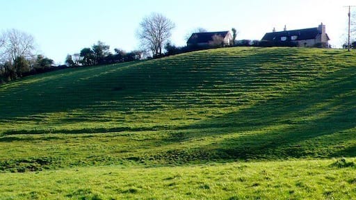 Hilltop Houses near Shipton Gorge These Houses are near St Catherine's Cross close to the road from Shipton Gorge to Burton Bradstock