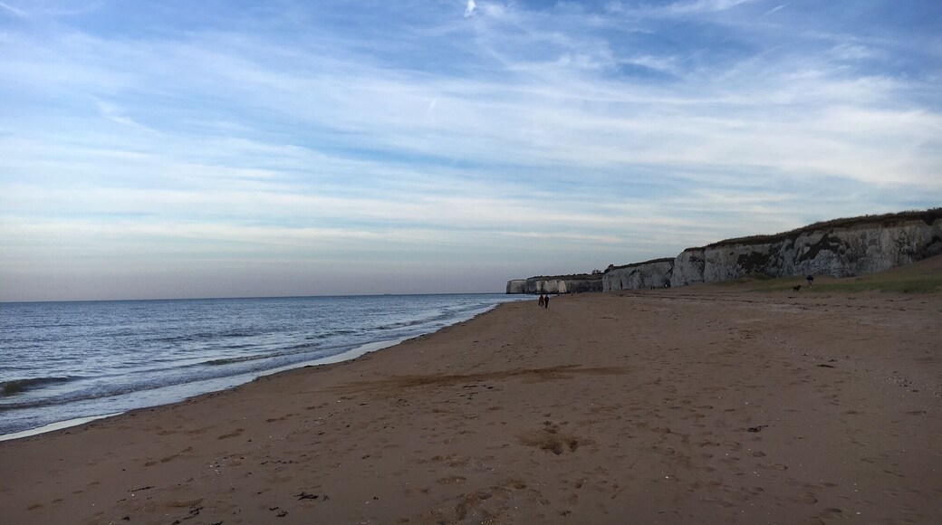 little nice beach not too far from London #lifeatexpedia