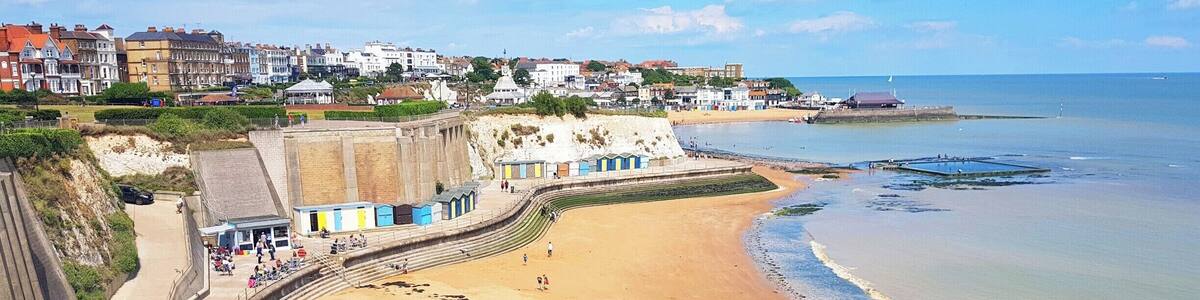 Another one of the Broadstairs beaches in Kent, Viking Bay has a long stretch of sand and a long coastal walk leading to the other beaches.