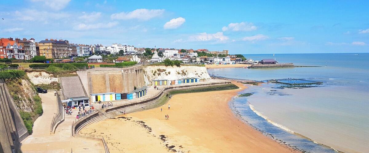 Another one of the Broadstairs beaches in Kent, Viking Bay has a long stretch of sand and a long coastal walk leading to the other beaches.