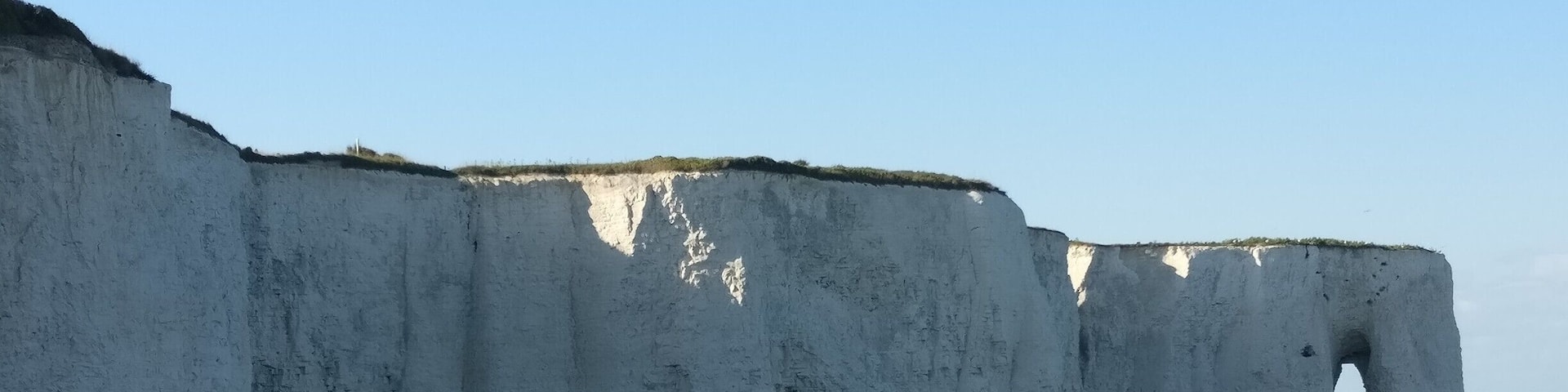 A castle on one end and this beautiful natural formation on the other.
The white cliffs in all of their glory with an arched side and loads of hidden caves when the tide is low.
#LifeAtExpedia #Merch #England #EastCoast #Margate