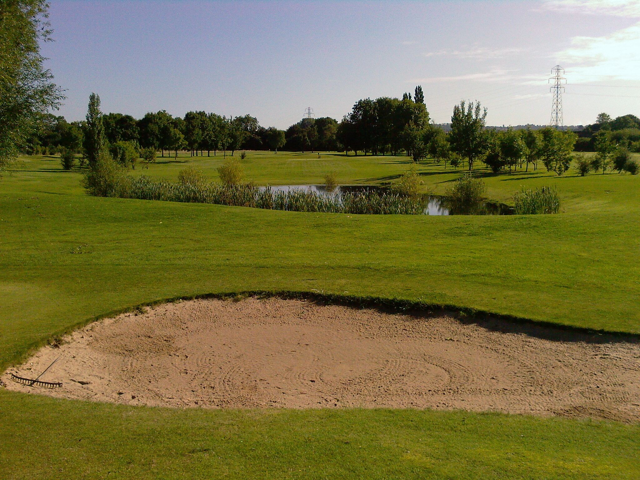 I`ve not lost many balls on the 7th hole.... 9 hole PETER ALLIS course BRANSTON GOLF & COUNTRY CLUB.