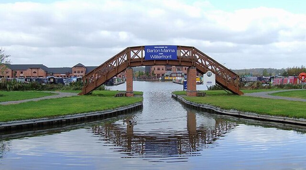 Entrance to Barton Marina, Staffordshire. Note the extra development since this 2006 image. 358258 The name has changed from "Barton Turns Marina" to "Barton Marina and Waterfront". It now has its own restaurant and pub, "The Waterfront", shopping galleries, including a butcher and a baker who bakes on the premises!