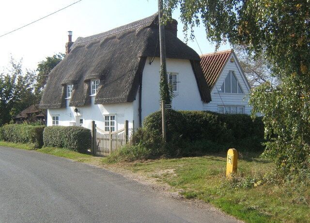 Thatched cottage at Hartest Hill