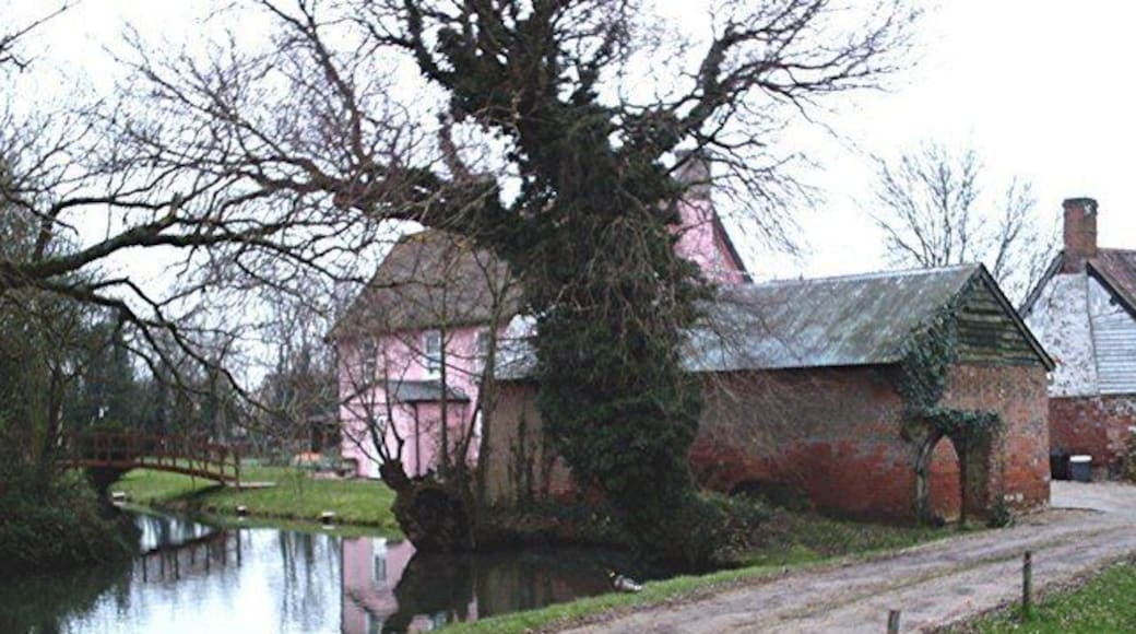 Willow Tree Farm, Brockley Green Farmhouse and duckpond in Mill Lane.
