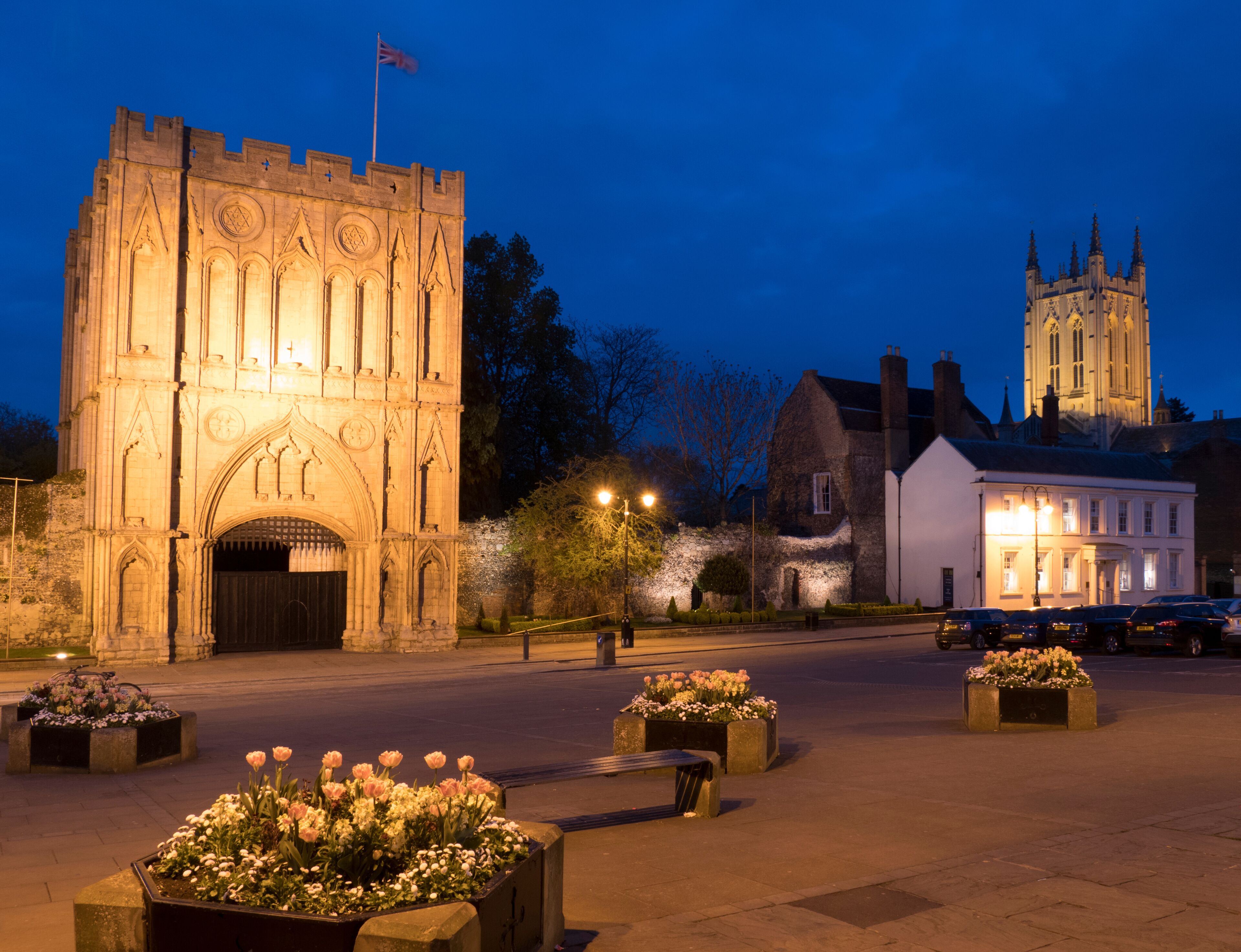 Europe, UK, England, Suffolk, Bury St Edmunds gatehouse cathedral