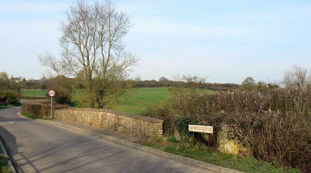 Bridge over Brinkworth Brook, Brinkworth. The brook isn't very big, certainly not navigable in anything larger than a rubber duck, which poses something of a mystery... 1209513