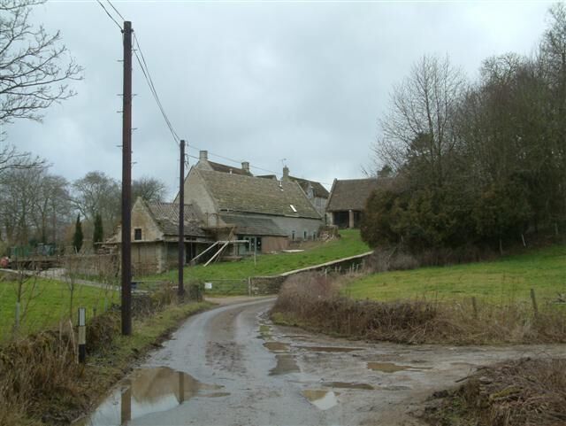 Lower Easton Piercy Farm.