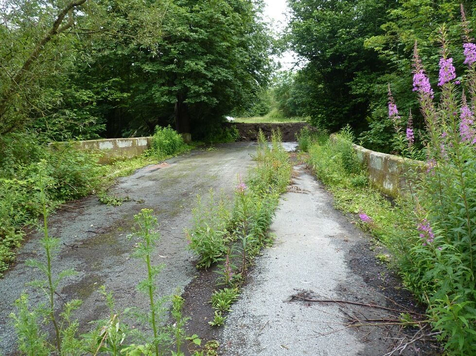 Photograph of Marsh Brook Bridge, a bridge on a former turnpike road near Acton Scott, Shropshire, England