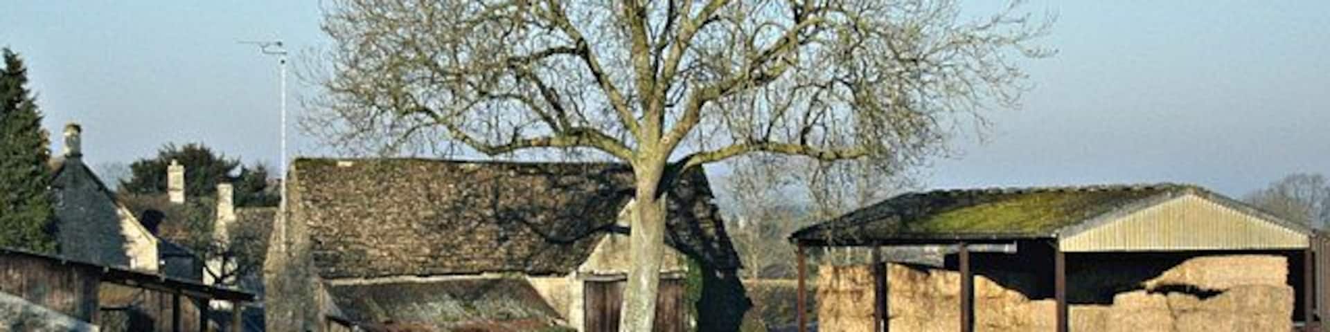 Lanes End Farm, Gastard The last building on the north side of the lane when leaving Gastard.