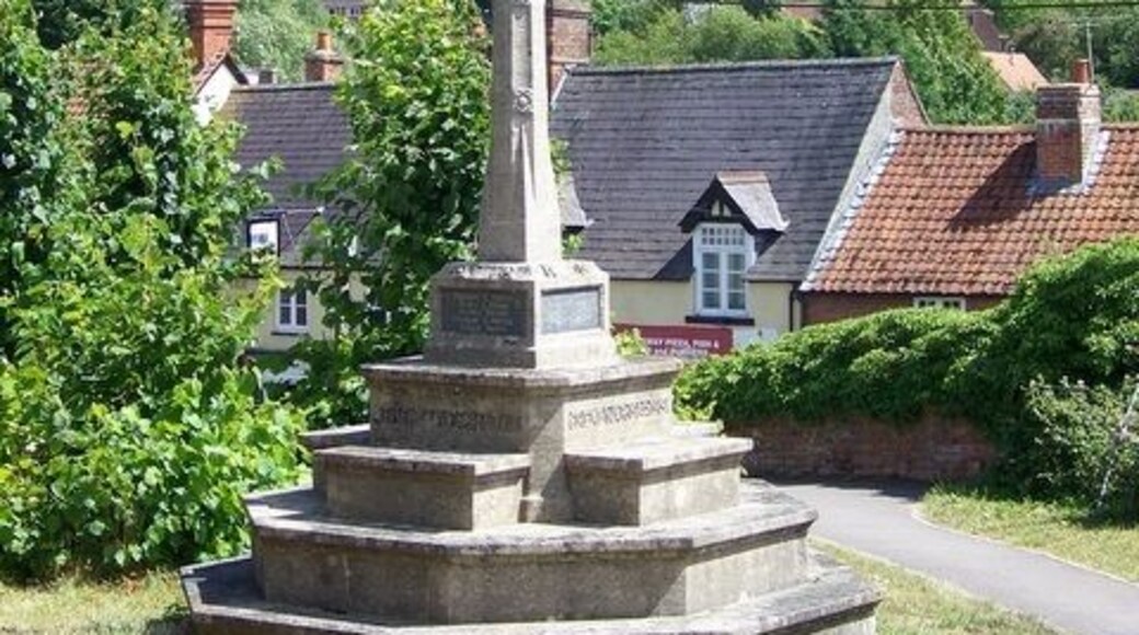 War Memorial, Market Lavington