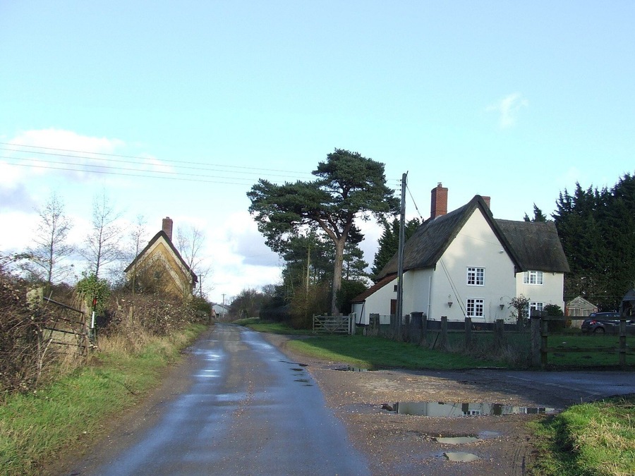 Pond Farm Looking east along minor road with Pond Farm on the right near to Redgrave, Suffolk.
