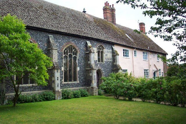 Chapel House (right) and part of the former chapel of St Bartholomew (left), Botesdale, Suffolk, seen from the north. St Bartholomew's was founded as a chantry chapel in the late 14th or early 15th century. The chantry was suppressed in the Reformation in the 16th century. The chapel was converted into a grammar school and in 1576 the house was added for the schoolmaster. In 1883 the chapel was restored to use for worship as a chapel of ease to the parish of St Mary the Virgin, Redgrave. It has now again ceased to be used for worship.